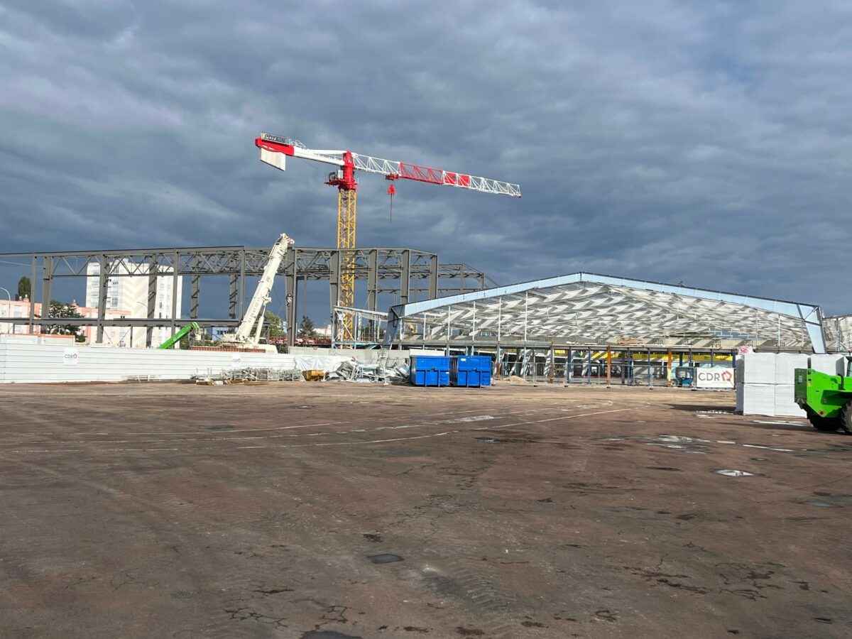 Pas de trêve estivale pour le Chantier du Parc des Expositions de Nevers.