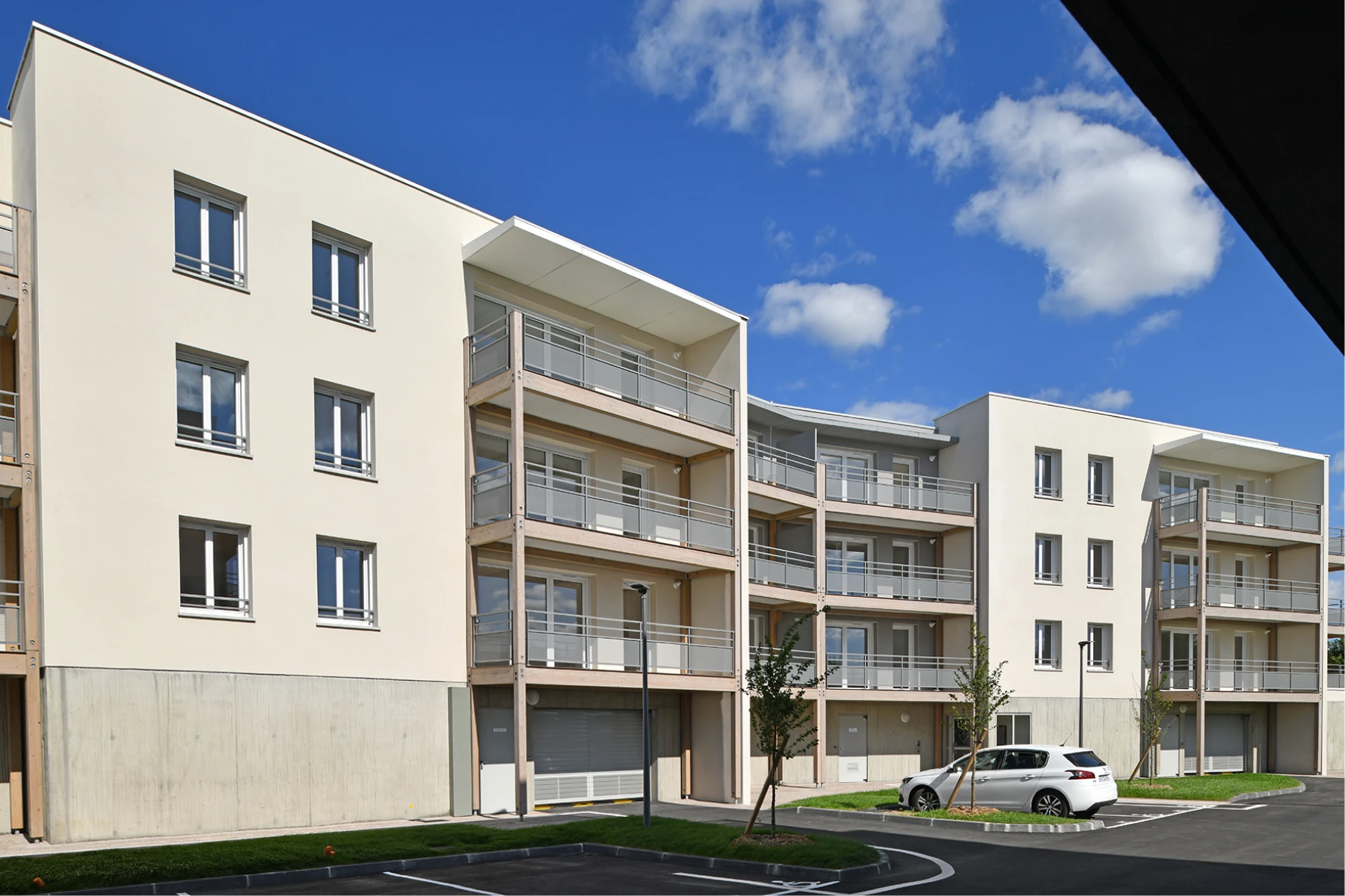 r_sidence_les_scillas_issoire_cdr_jda_3728_1